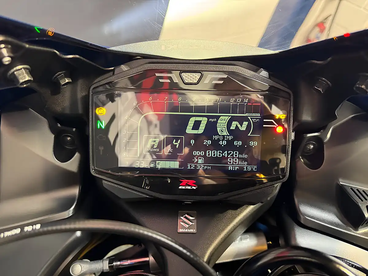 Used 2017 Suzuki GSX-R1000 R Moto Gp Blue - Interior and Exterior details 16