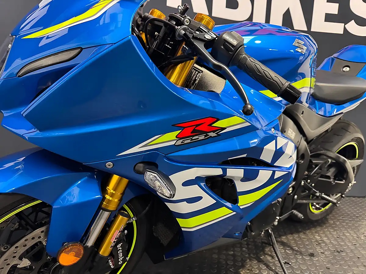 Used 2017 Suzuki GSX-R1000 R Moto Gp Blue - Interior and Exterior details 17