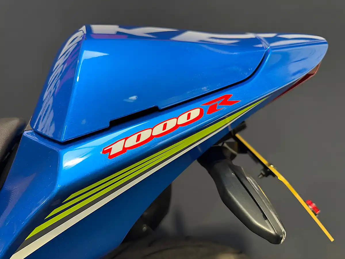 Used 2017 Suzuki GSX-R1000 R Moto Gp Blue - Interior and Exterior details 20