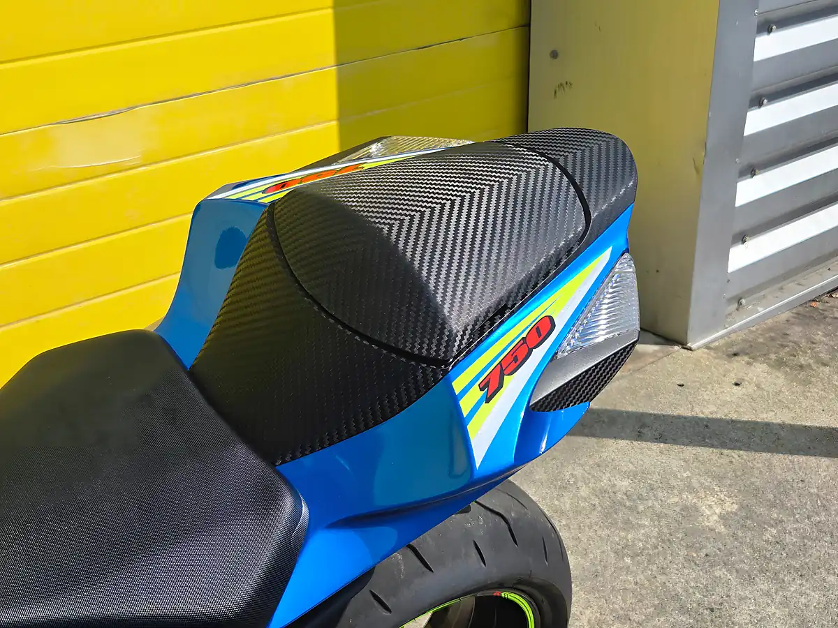 Used 2017 Suzuki GSX-R750 Moto Gp Replica Blue - Interior and Exterior details 17