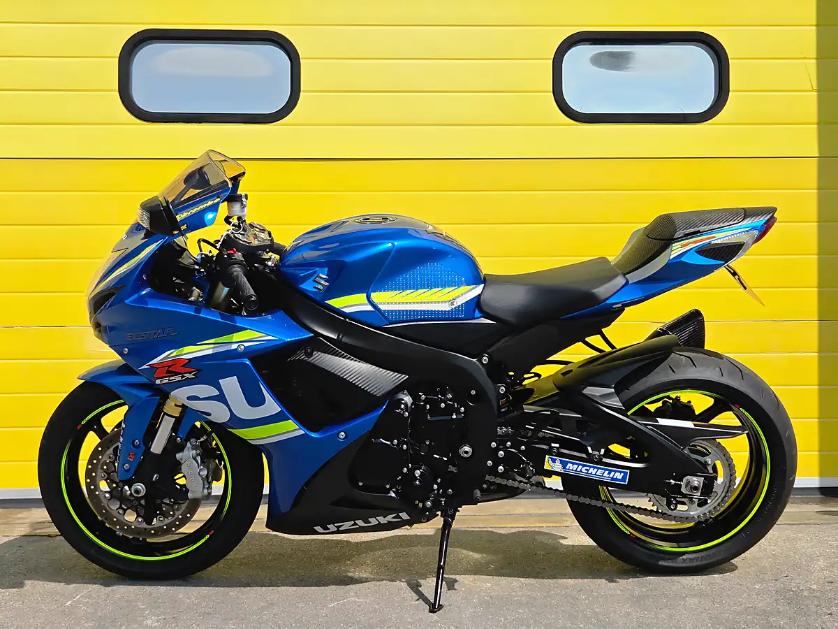 Used 2017 Suzuki GSX-R750 Moto Gp Replica Blue - Interior and Exterior details 5