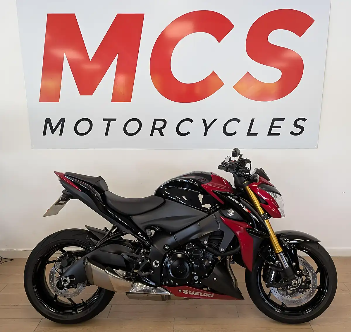 Used 2017 Suzuki GSX-S1000 Red - Front View