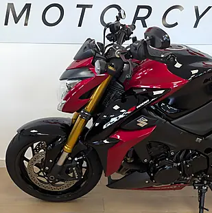 Used 2017 Suzuki GSX-S1000 Red - Interior and Exterior details 11