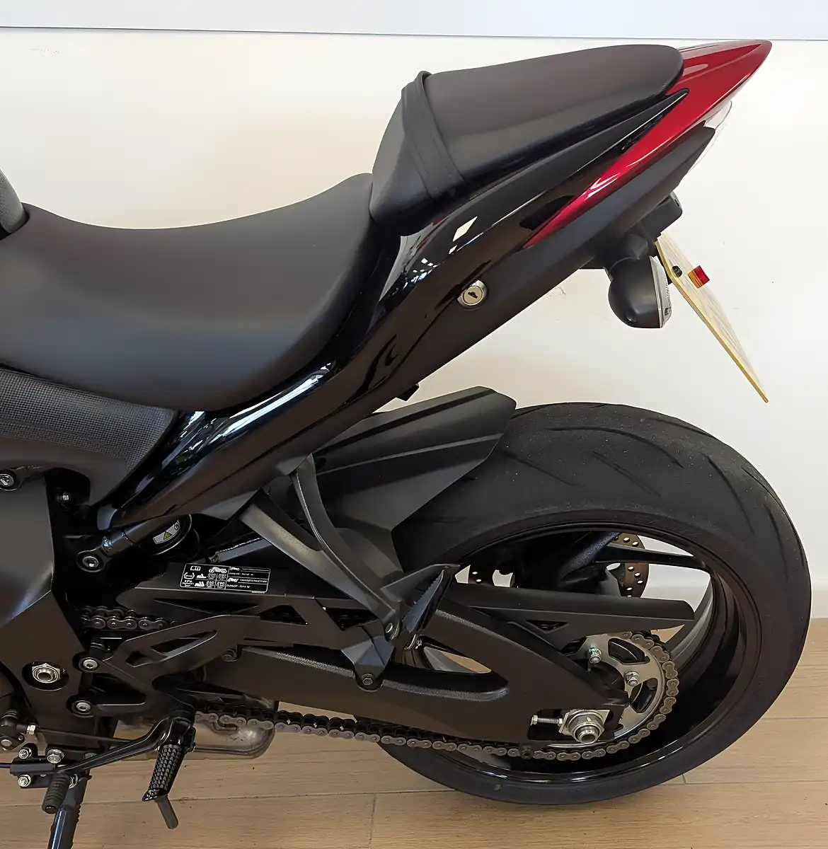 Used 2017 Suzuki GSX-S1000 Red - Interior and Exterior details 15