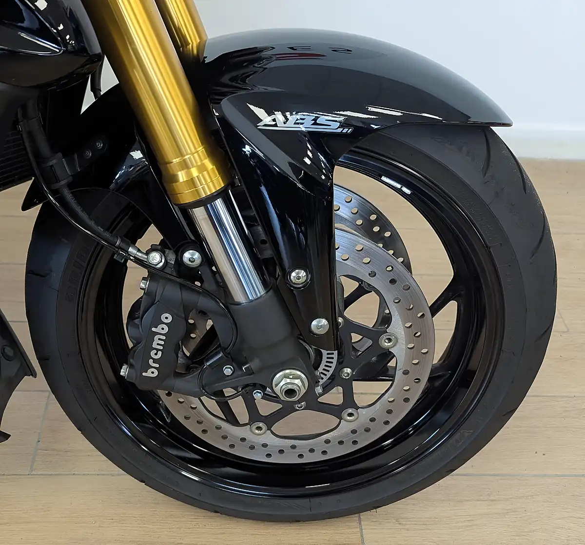 Used 2017 Suzuki GSX-S1000 Red - Interior and Exterior details 18