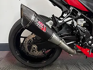 Used 2017 Suzuki GSX-S750 Naked Red - Interior and Exterior details 10