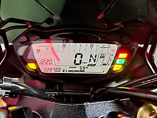 Used 2017 Suzuki GSX-S750 Naked Red - Interior and Exterior details 18
