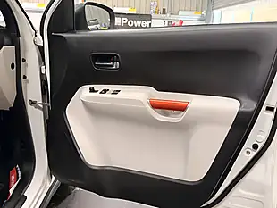 Used 2017 Suzuki Ignis Sz-T Pearl White Metallic - Interior and Exterior details 16
