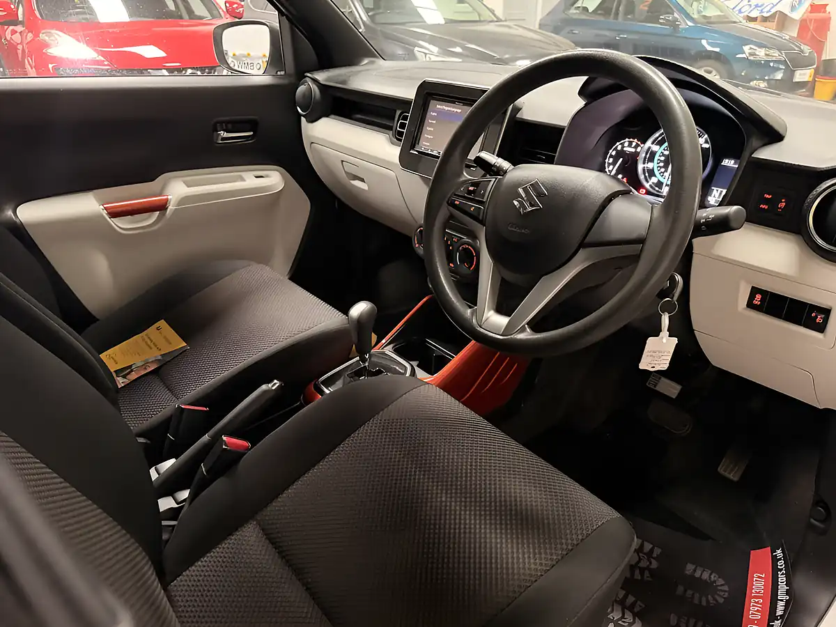 Used 2017 Suzuki Ignis Sz-T Pearl White Metallic - Interior and Exterior details 19