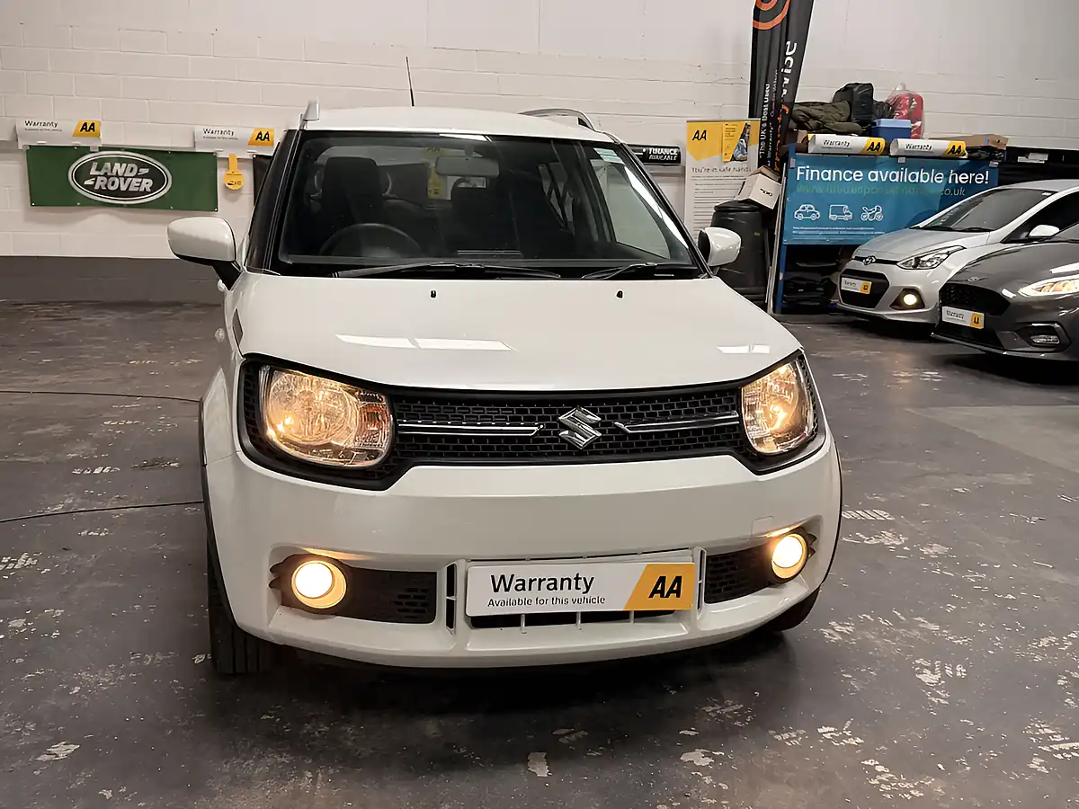 Used 2017 Suzuki Ignis Sz-T Pearl White Metallic - Interior and Exterior details 4