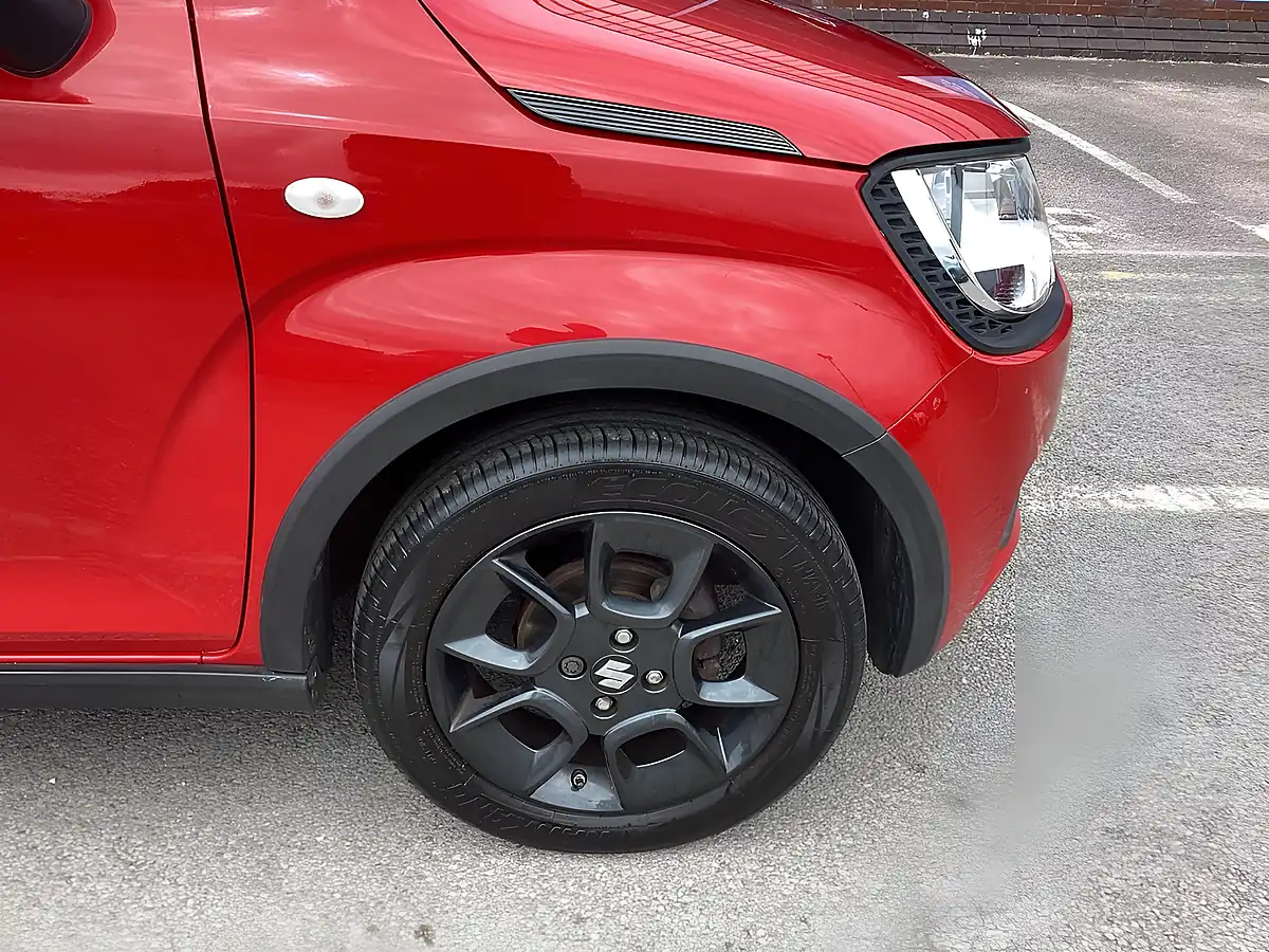 Used 2017 Suzuki Ignis Sz-T Red - Interior and Exterior details 12