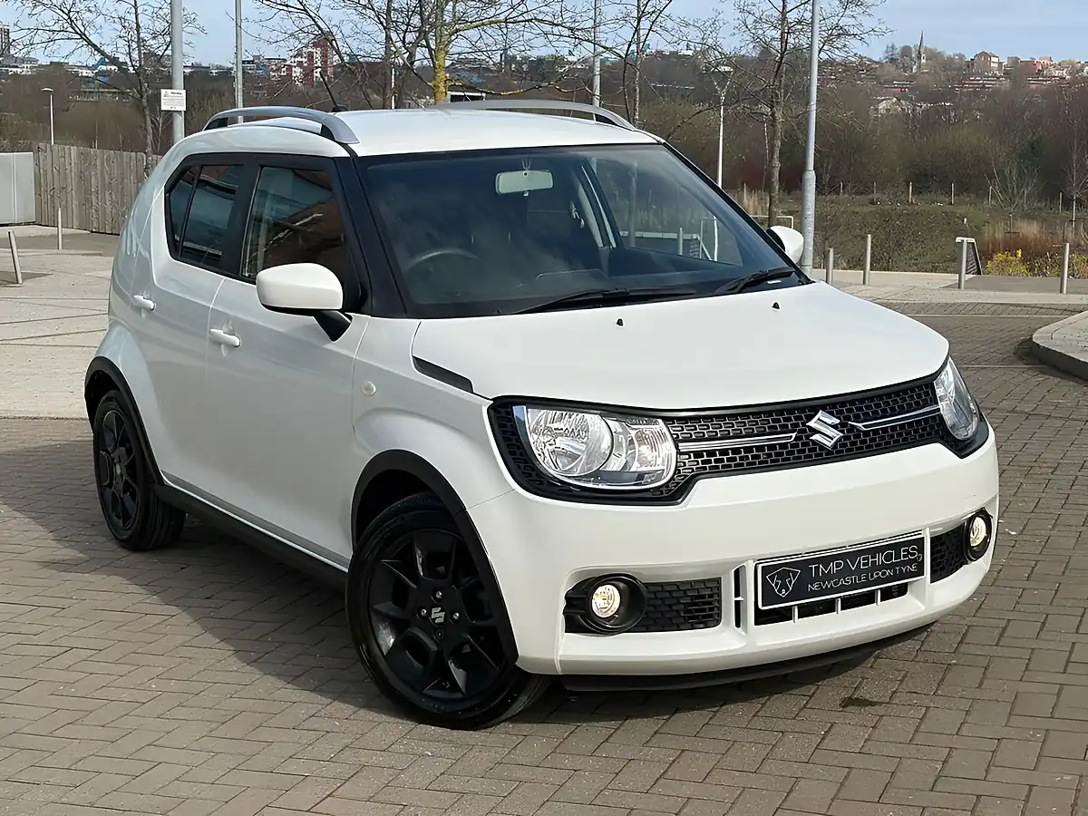 Used 2017 Suzuki Ignis Sz-T White - Front View