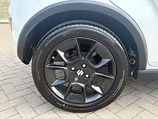 Used 2017 Suzuki Ignis Sz-T White - Interior and Exterior details 10