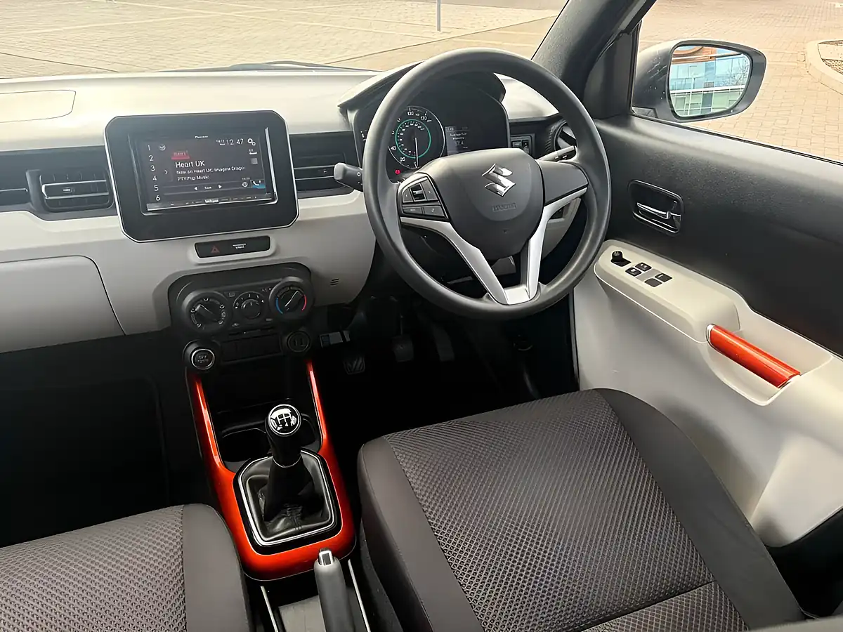 Used 2017 Suzuki Ignis Sz-T White - Interior and Exterior details 18