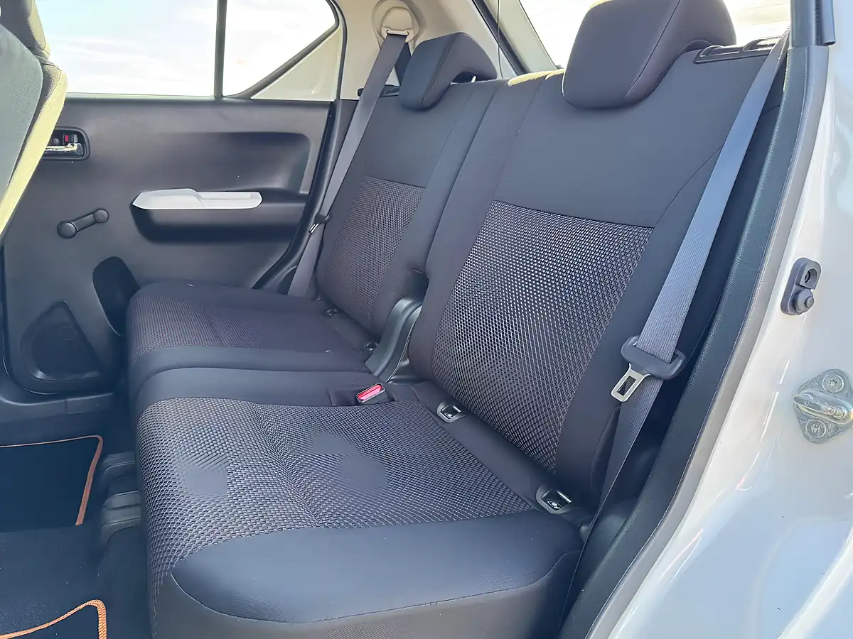 Used 2017 Suzuki Ignis Sz-T White - Interior and Exterior details 17