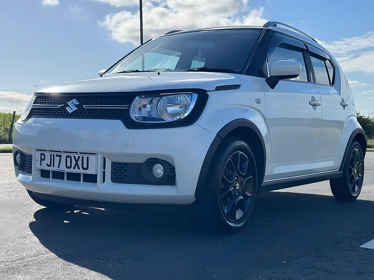 Used 2017 Suzuki Ignis Sz-T White - Interior and Exterior details 3