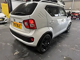 Used 2017 Suzuki Ignis Sz-T White Pearl - Interior and Exterior details 3