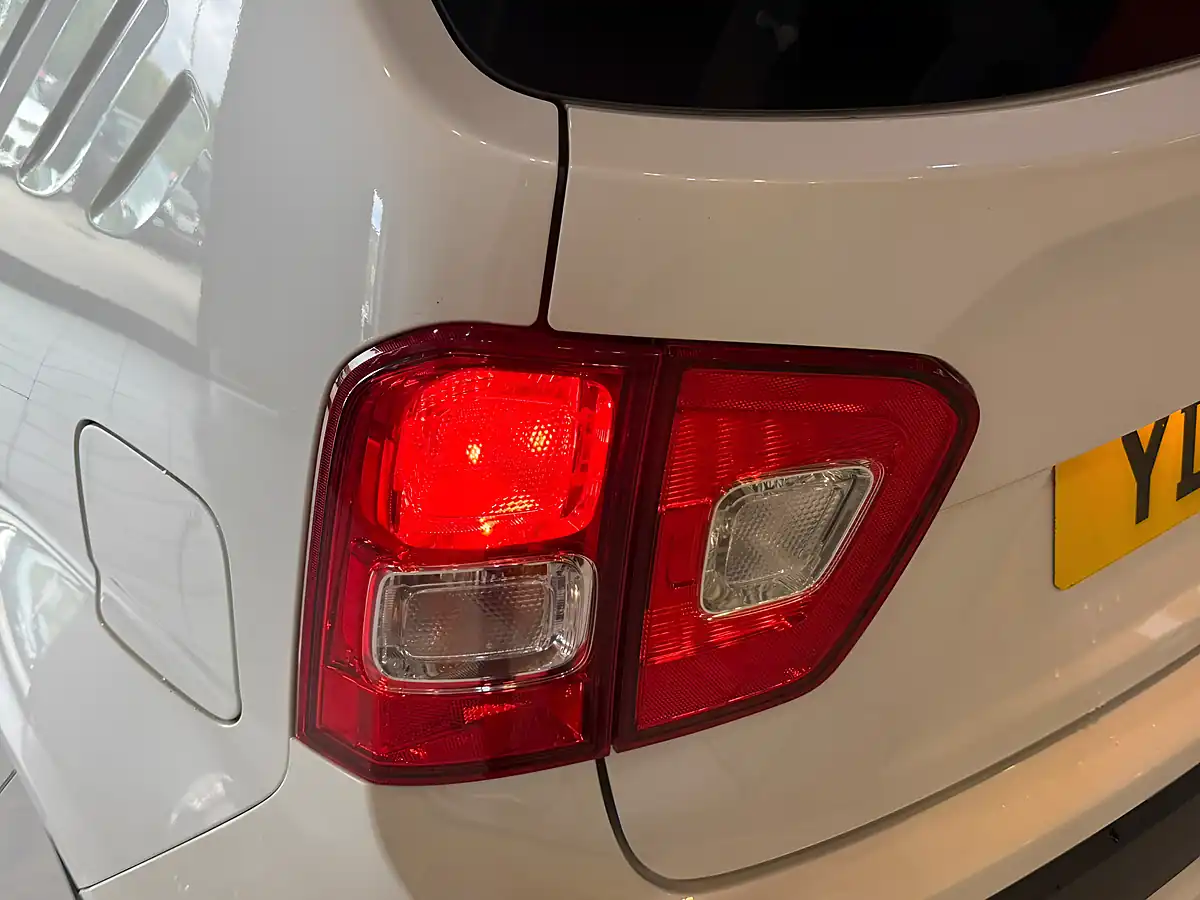Used 2017 Suzuki Ignis SZ3 White - Interior and Exterior details 7