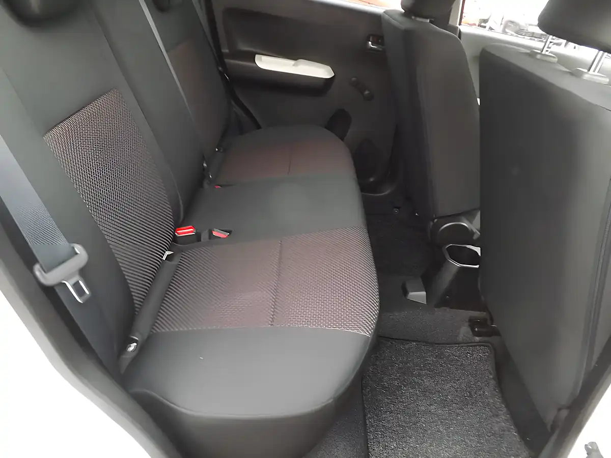 Used 2017 Suzuki Ignis SZ3 White - Interior and Exterior details 13