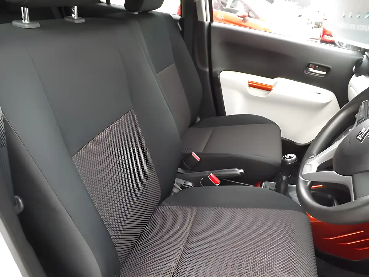 Used 2017 Suzuki Ignis SZ3 White - Interior and Exterior details 15