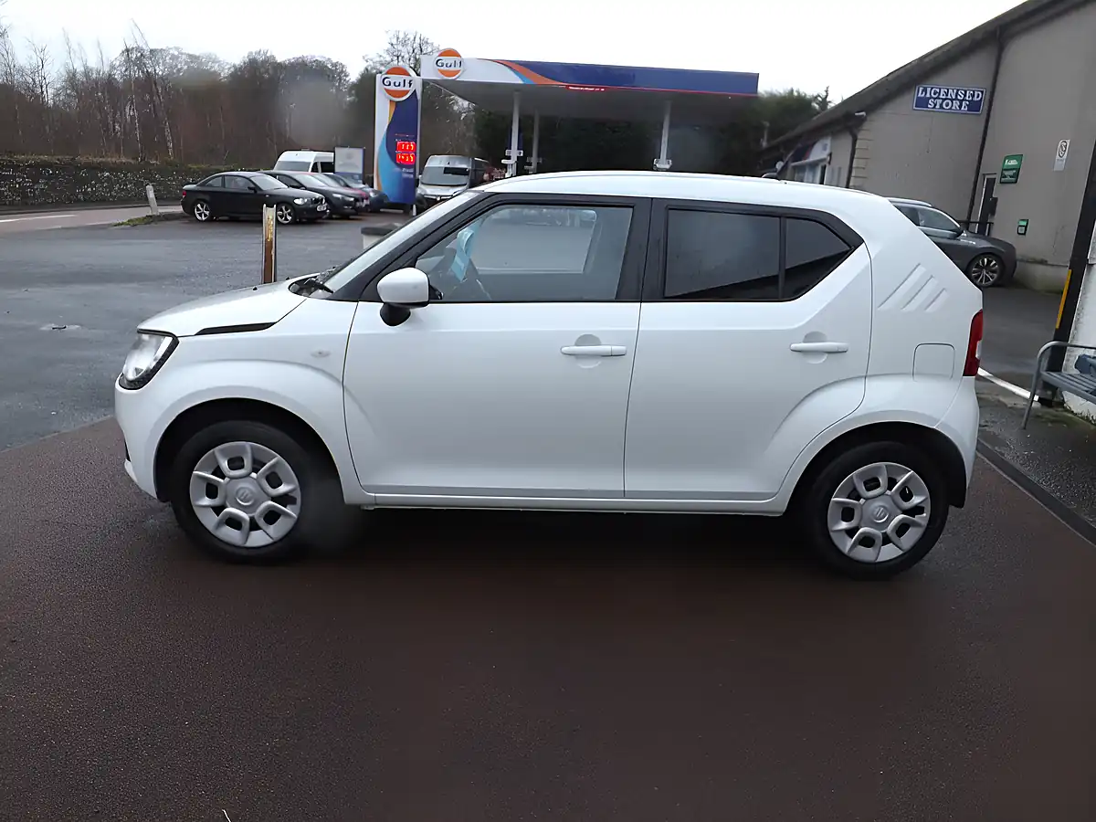 Used 2017 Suzuki Ignis SZ3 White - Interior and Exterior details 5