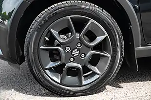 Used 2017 Suzuki Ignis SZ5 Allgrip Super Black Pearl - Interior and Exterior details 12