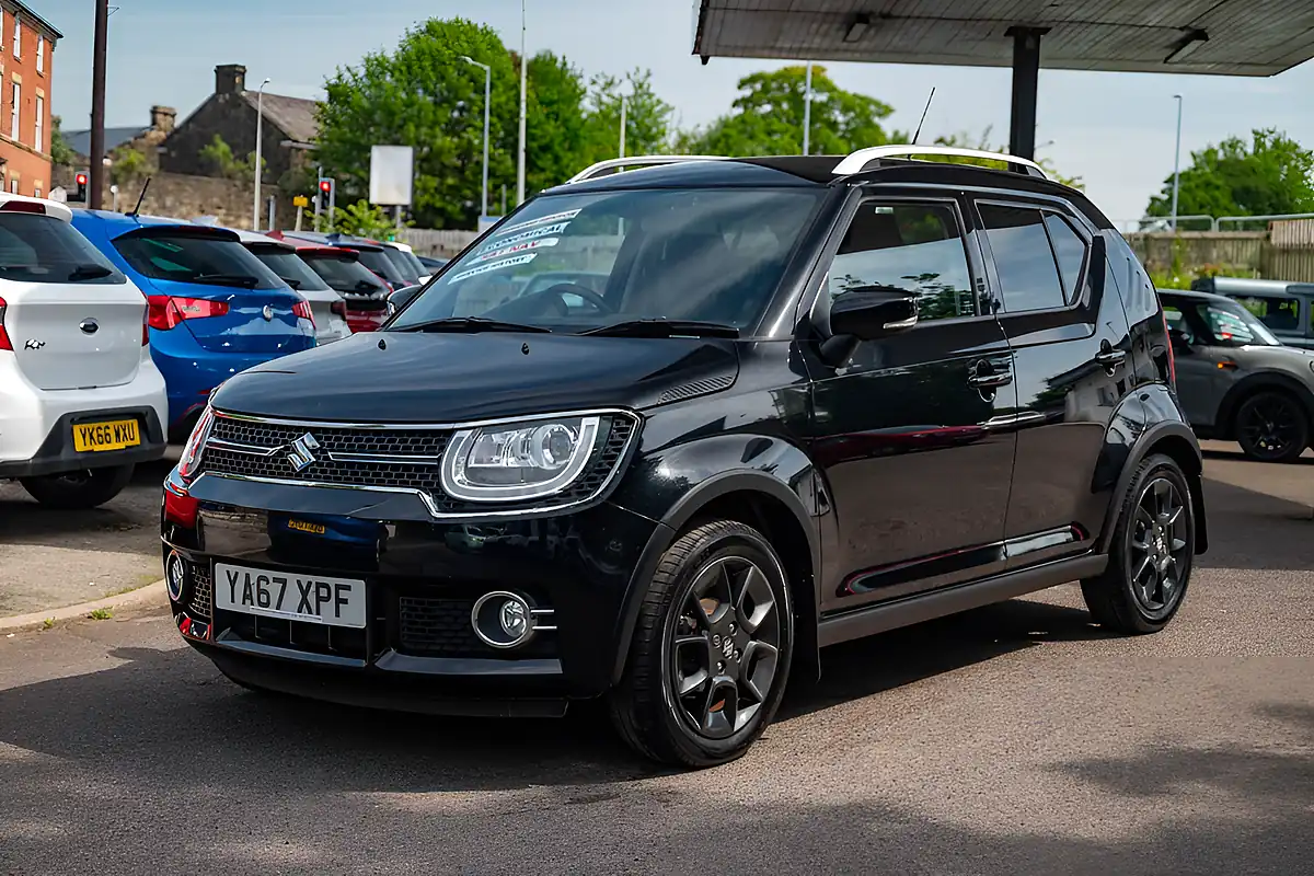 Used 2017 Suzuki Ignis SZ5 Allgrip Super Black Pearl - Interior and Exterior details 4