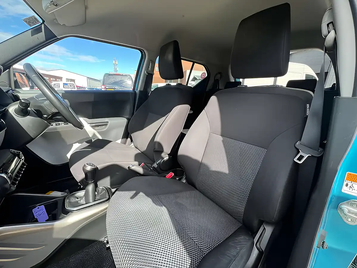 Used 2017 Suzuki Ignis SZ5 Boost Blue - Interior and Exterior details 17