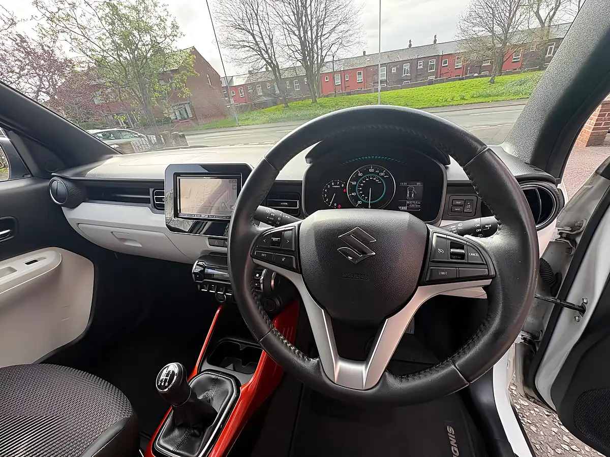 Used 2017 Suzuki Ignis SZ5 White - Interior and Exterior details 18