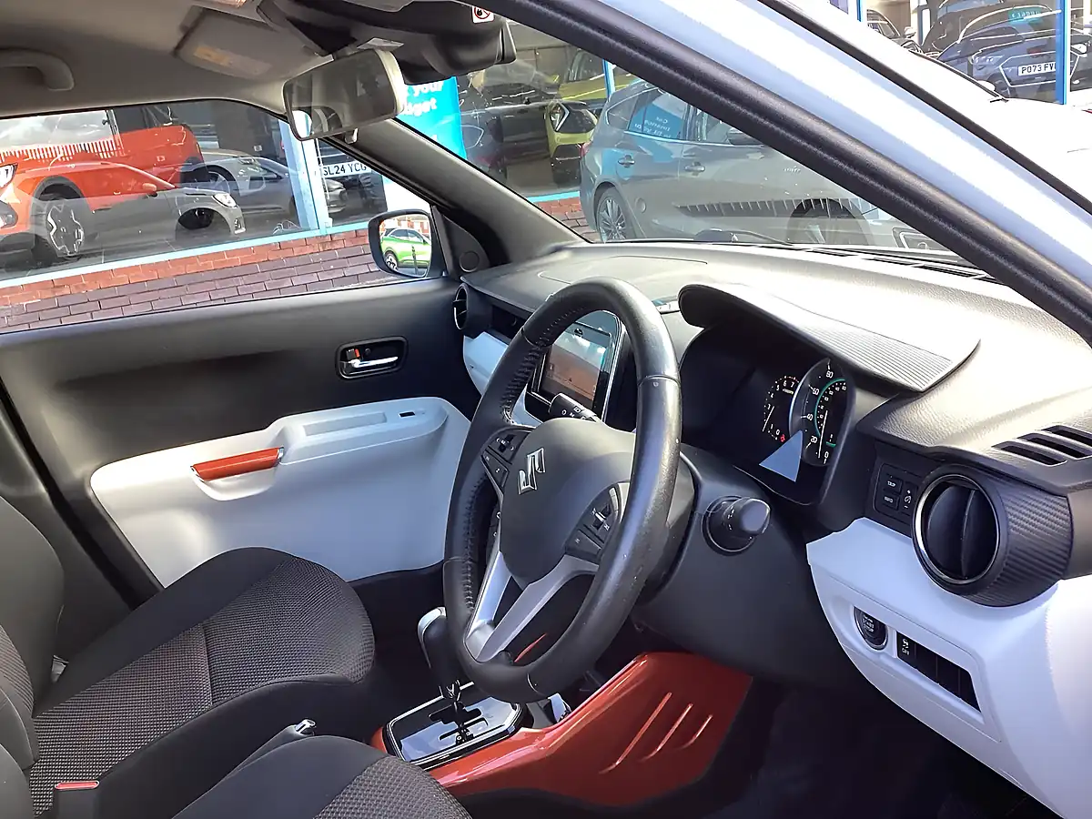 Used 2017 Suzuki Ignis SZ5 White - Interior and Exterior details 6