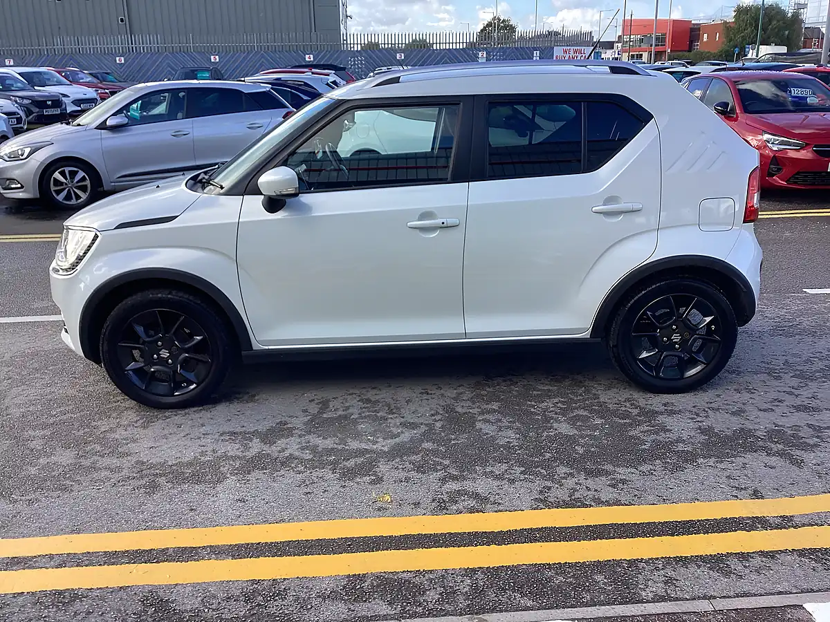 Used 2017 Suzuki Ignis SZ5 White - Interior and Exterior details 9