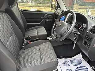 Used 2017 Suzuki Jimny Silver - Interior and Exterior details 20