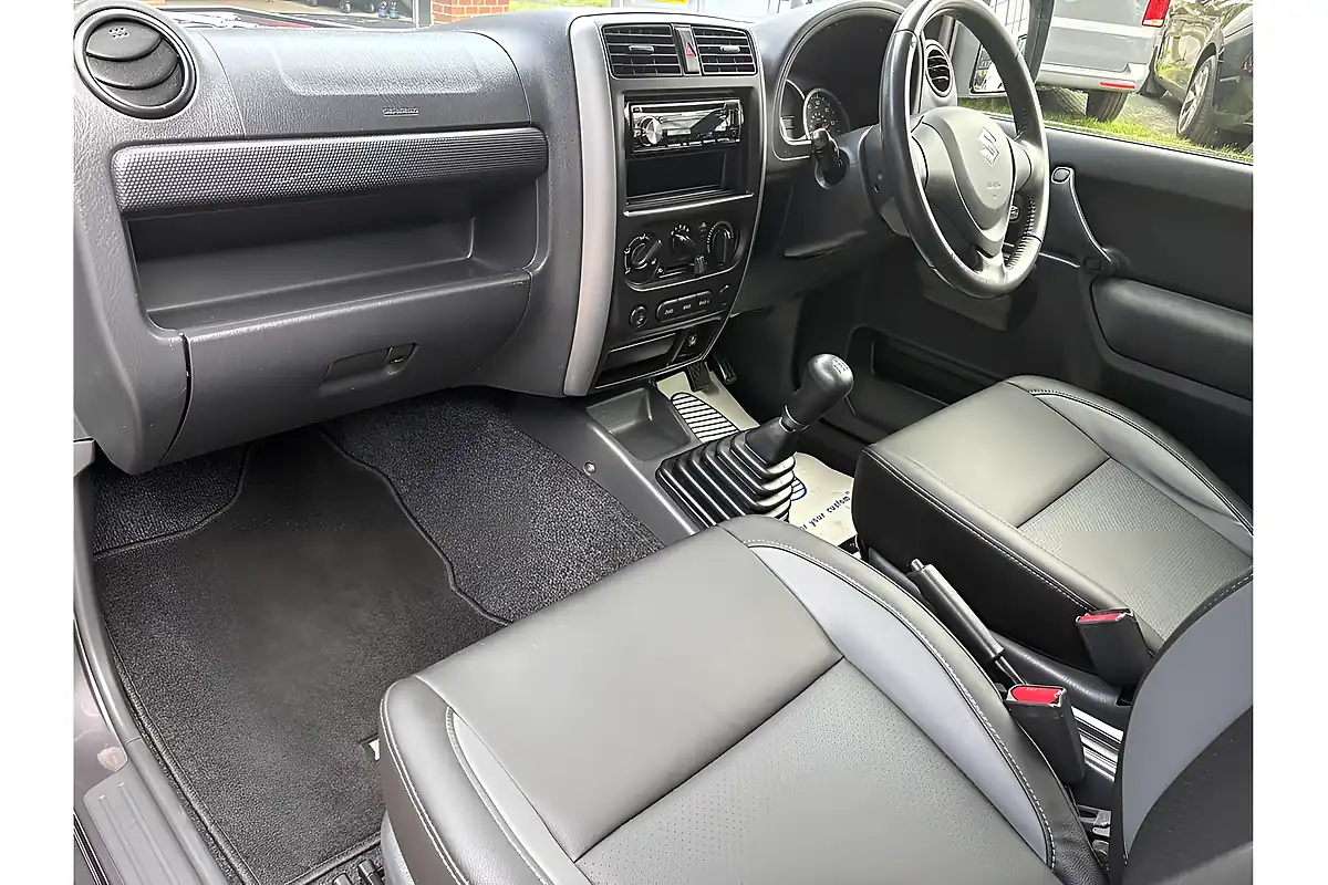 Used 2017 Suzuki Jimny SZ4 Grey - Interior and Exterior details 14