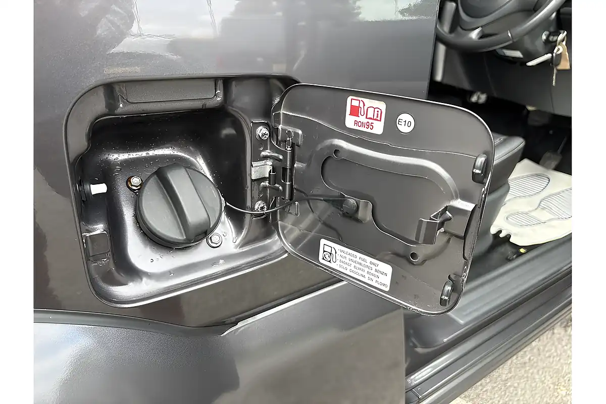 Used 2017 Suzuki Jimny SZ4 Grey - Interior and Exterior details 19