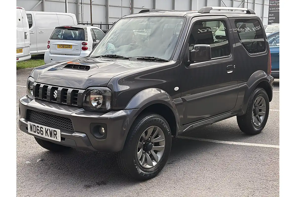 Used 2017 Suzuki Jimny SZ4 Grey - Interior and Exterior details 7
