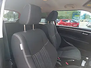 Used 2017 Suzuki Swift Sz-L [nav] Red - Interior and Exterior details 12