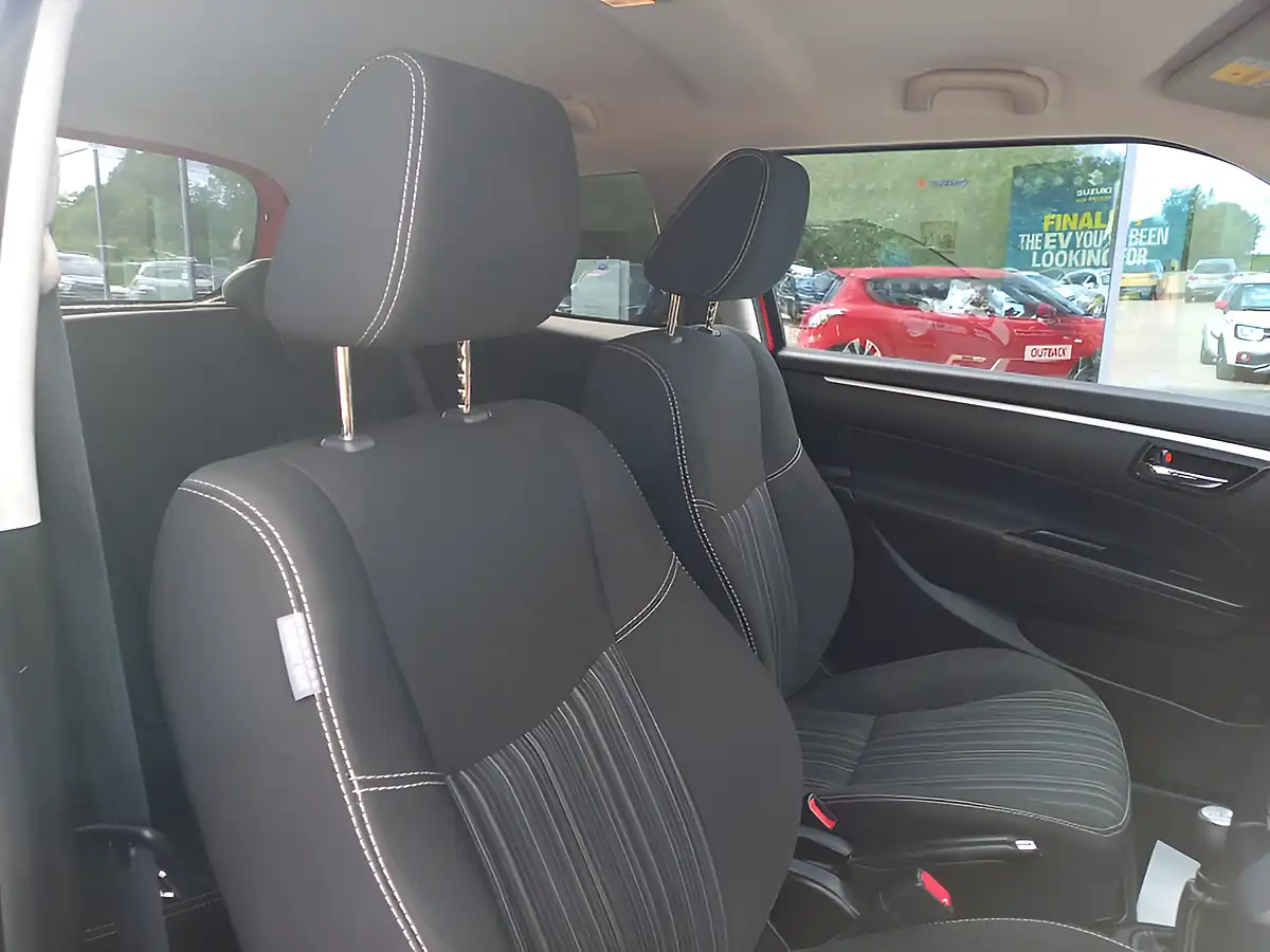Used 2017 Suzuki Swift Sz-L [nav] Red - Interior and Exterior details 12