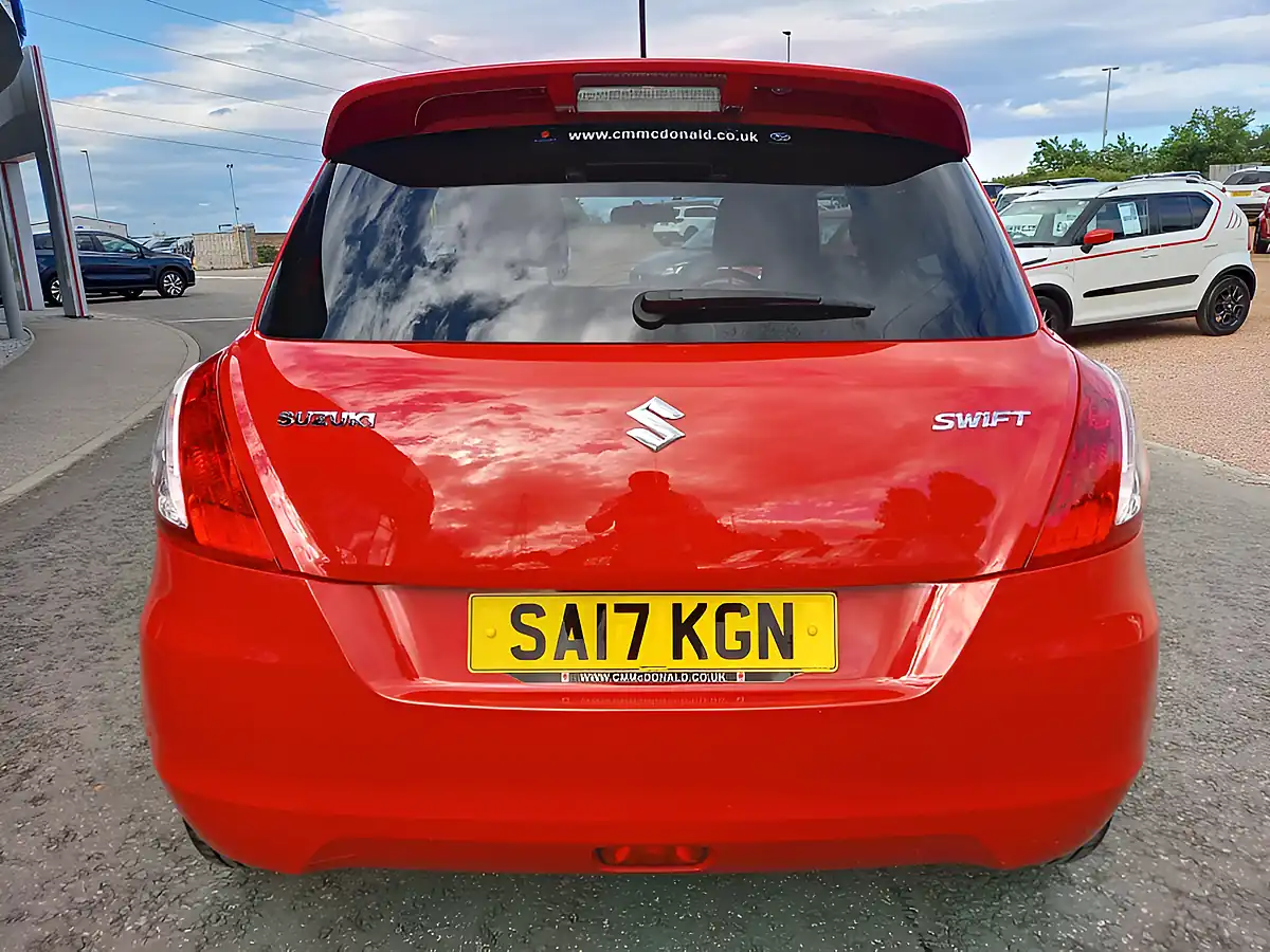 Used 2017 Suzuki Swift Sz-L [nav] Red - Interior and Exterior details 6
