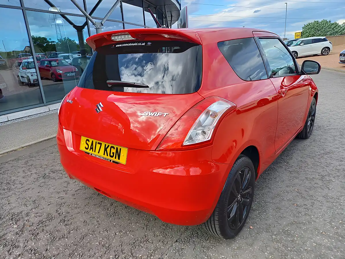 Used 2017 Suzuki Swift Sz-L [nav] Red - Interior and Exterior details 8