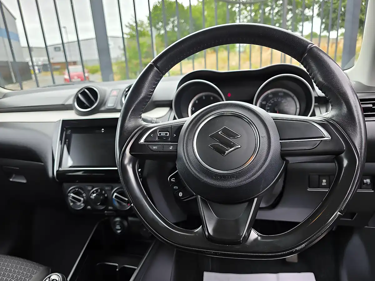Used 2017 Suzuki Swift Sz-T Black - Interior and Exterior details 15