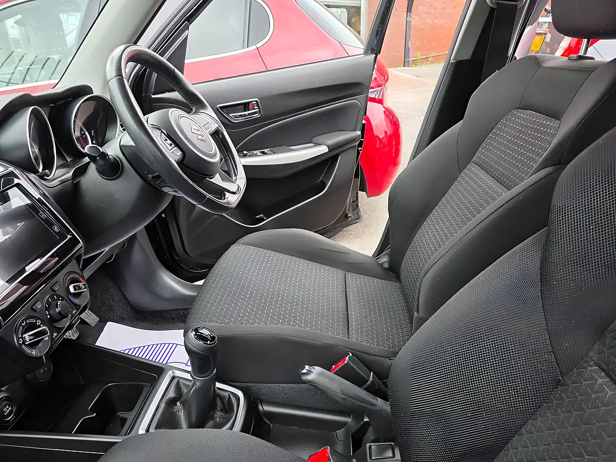Used 2017 Suzuki Swift Sz-T Black - Interior and Exterior details 16