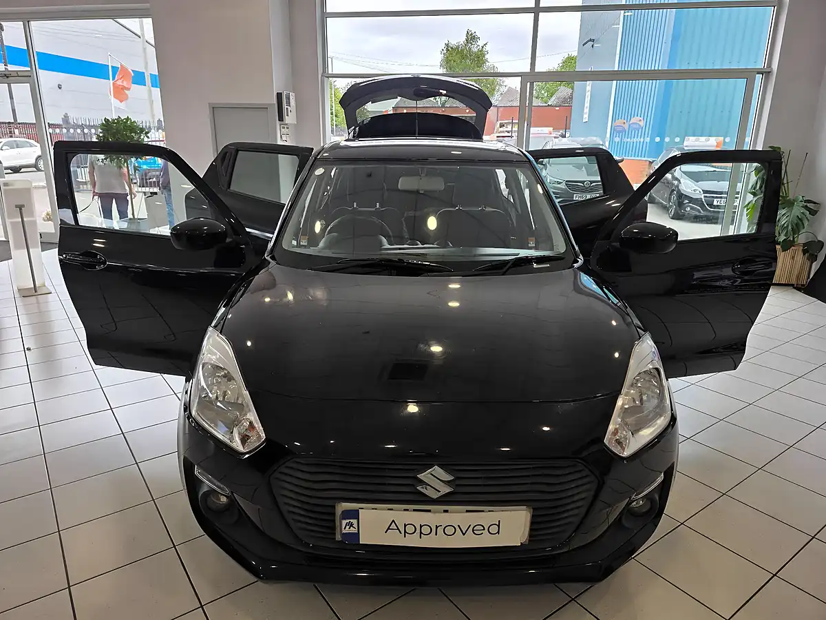 Used 2017 Suzuki Swift Sz-T Black - Interior and Exterior details 2