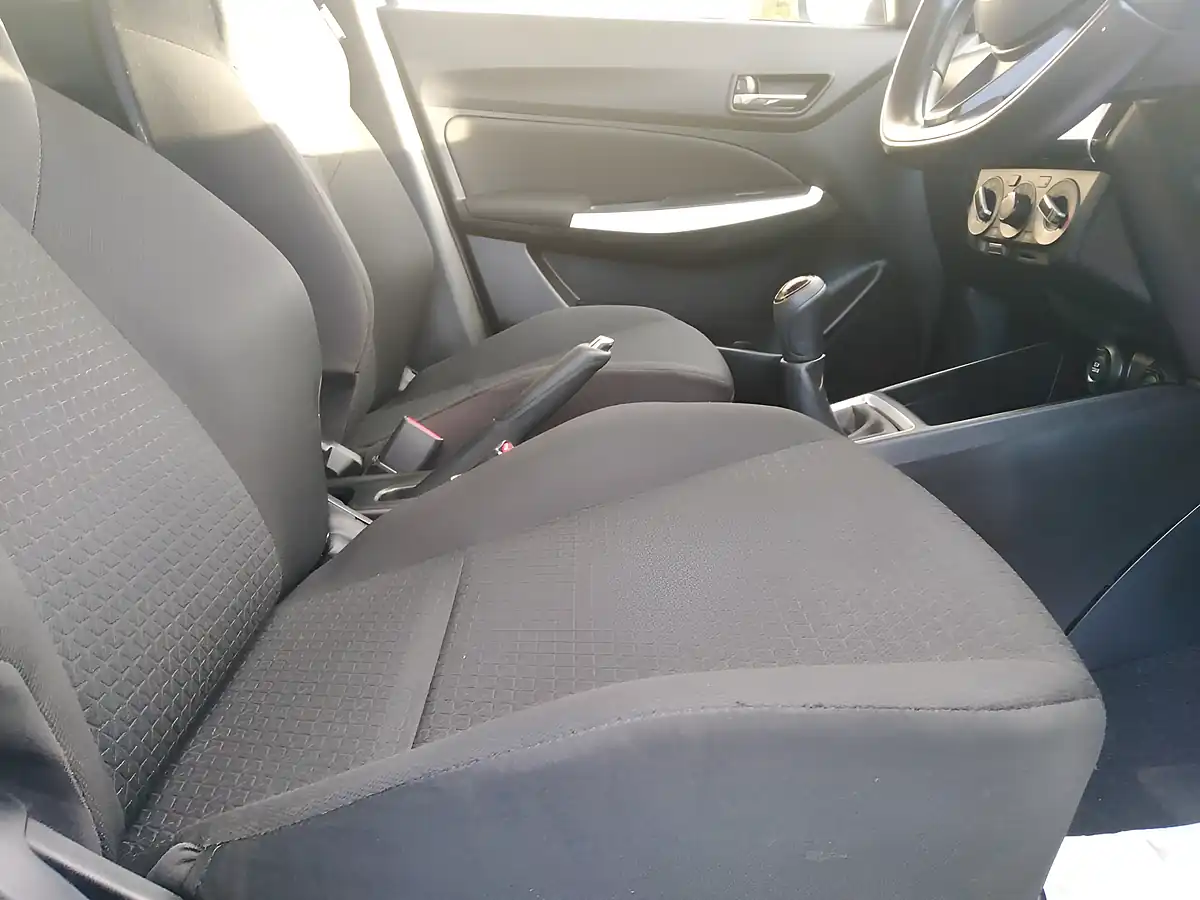 Used 2017 Suzuki Swift Sz-T Blue - Interior and Exterior details 13