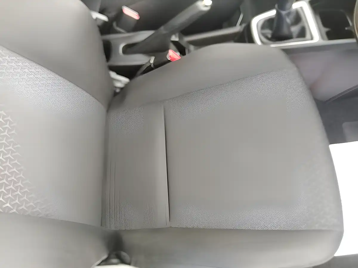 Used 2017 Suzuki Swift Sz-T Blue - Interior and Exterior details 16