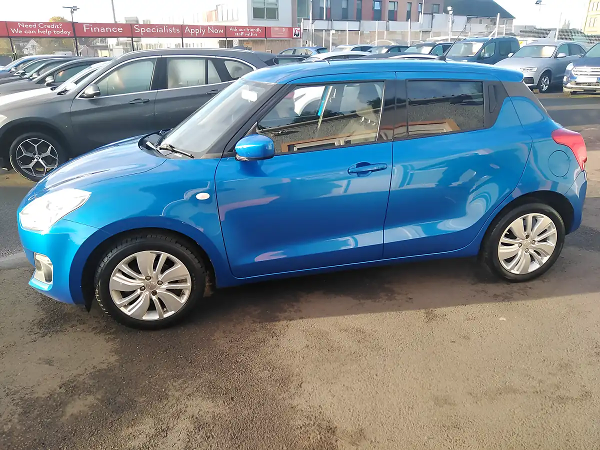 Used 2017 Suzuki Swift Sz-T Blue - Interior and Exterior details 7