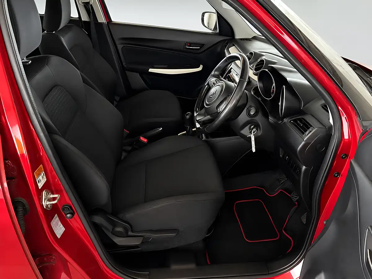 Used 2017 Suzuki Swift Sz-T Red - Interior and Exterior details 2