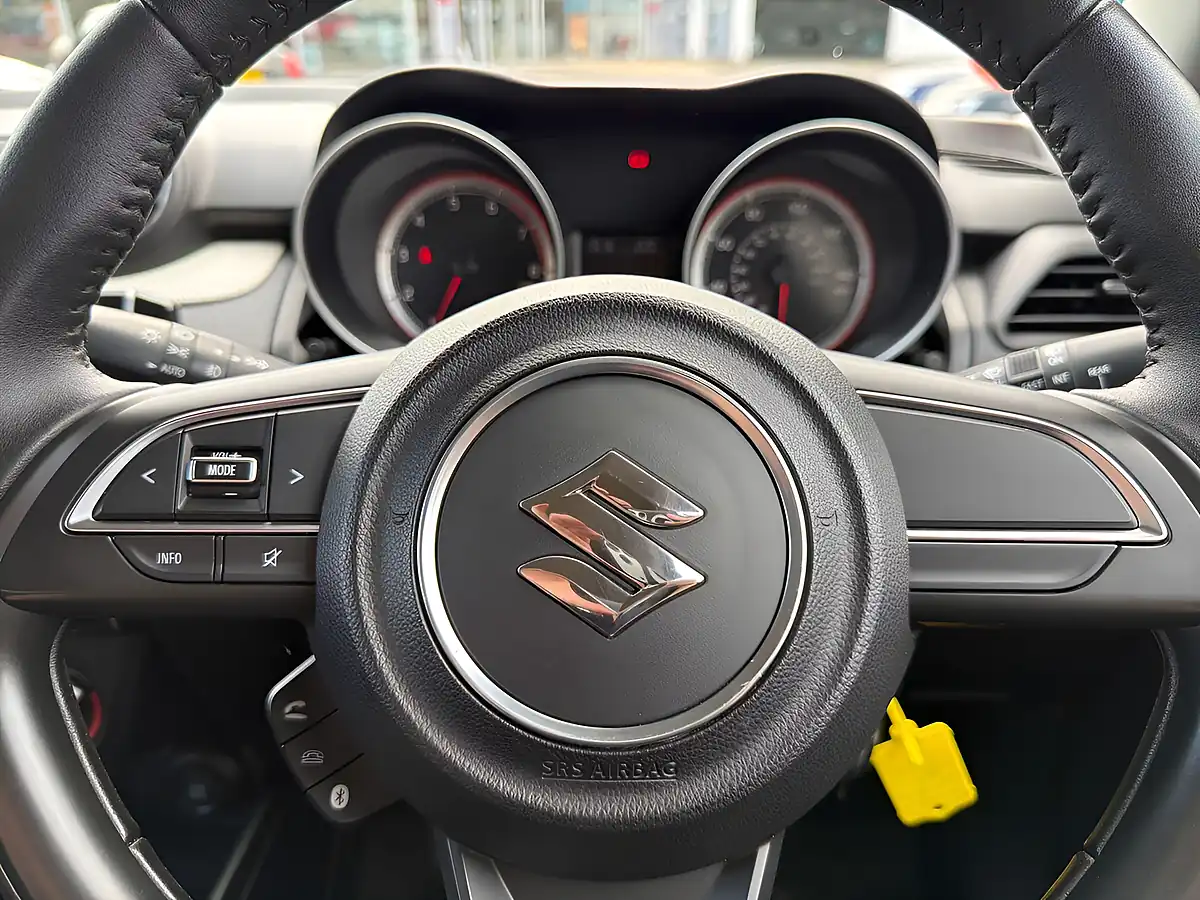 Used 2017 Suzuki Swift Sz-T Red - Interior and Exterior details 17