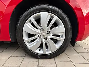 Used 2017 Suzuki Swift Sz-T Red - Interior and Exterior details 6