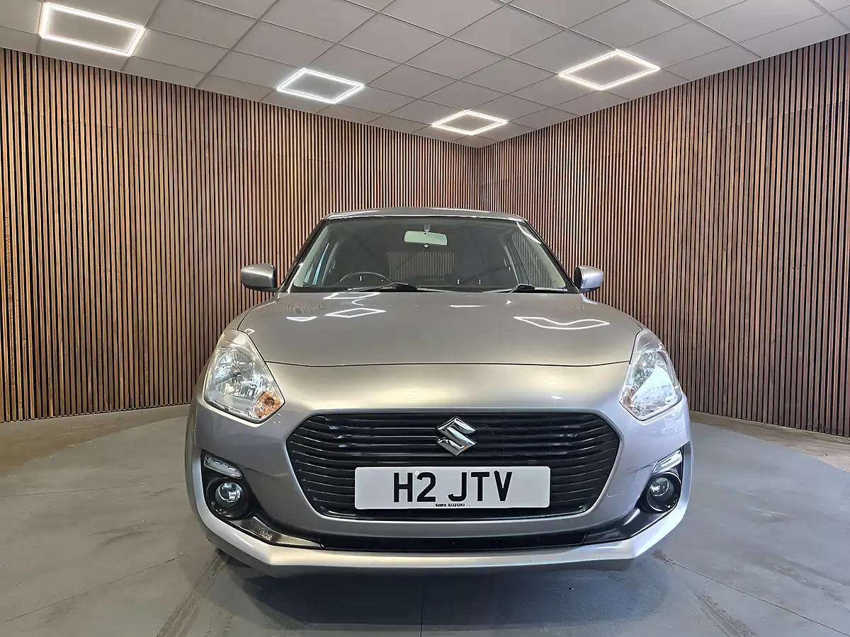 Used 2017 Suzuki Swift Sz-T Silver - Interior and Exterior details 3