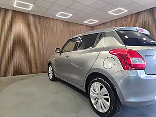 Used 2017 Suzuki Swift Sz-T Silver - Interior and Exterior details 5